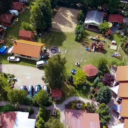 Osrodek Wypoczynkowy W Jeleniu Üdülőpark