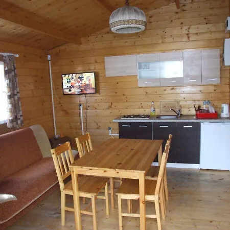 Aldeamento Turístico Osrodek Wypoczynkowy W Jeleniu *