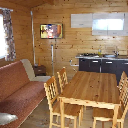 Osrodek Wypoczynkowy W Jeleniu Tatil parkı