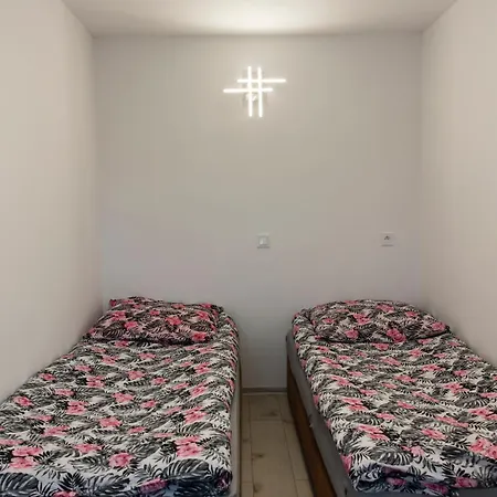 Osrodek Wypoczynkowy W Jeleniu * Borne Sulinowo